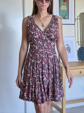 Vintage Made In USA 90s Floral Pink V-Neck Sleeveless Dress